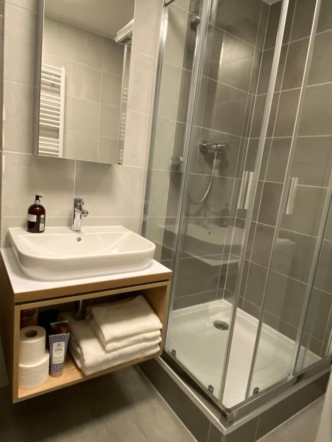 Apartman Centrum Komfort Zvolen Luaran gambar