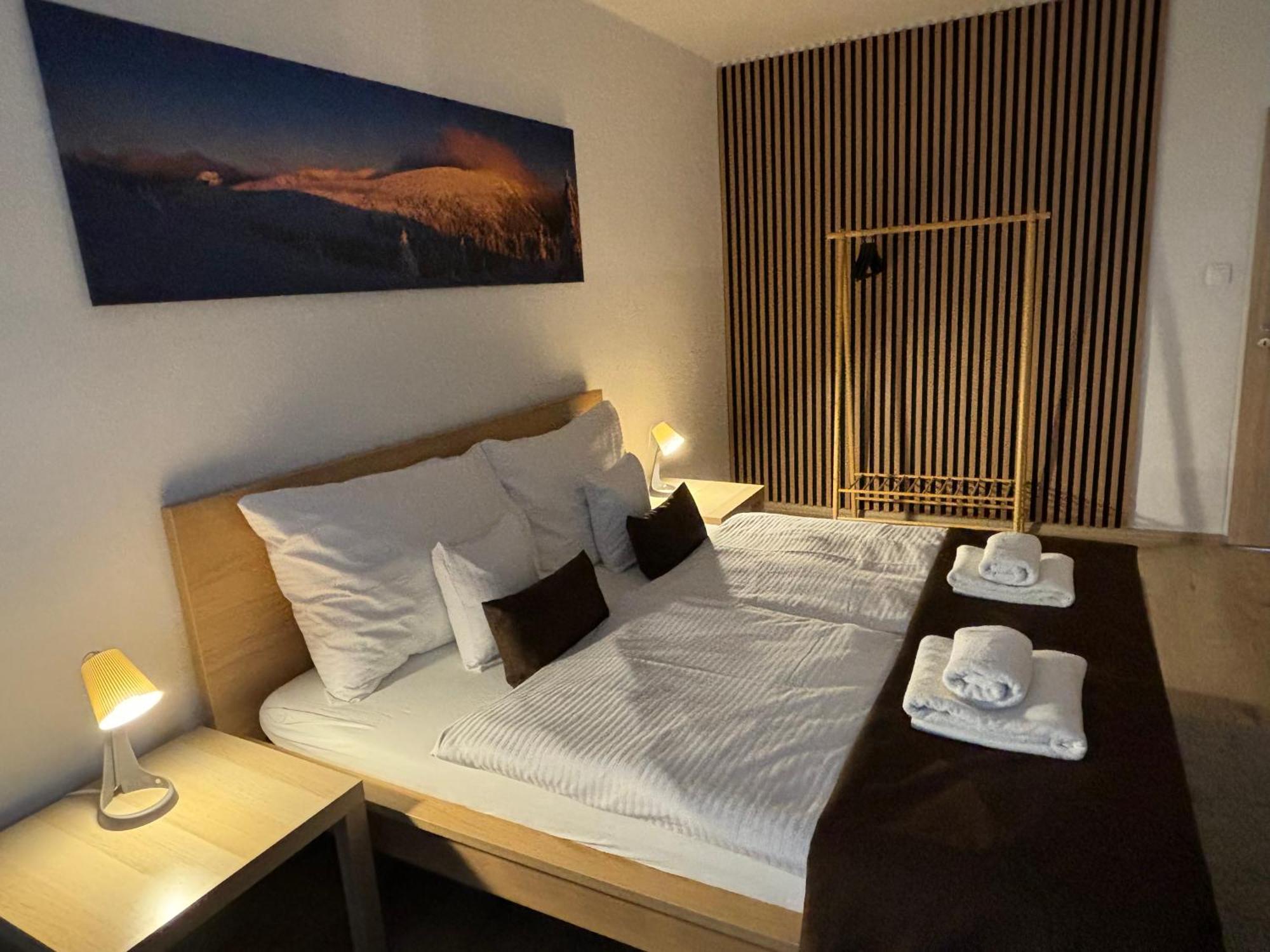 Apartman Centrum Komfort Zvolen Luaran gambar